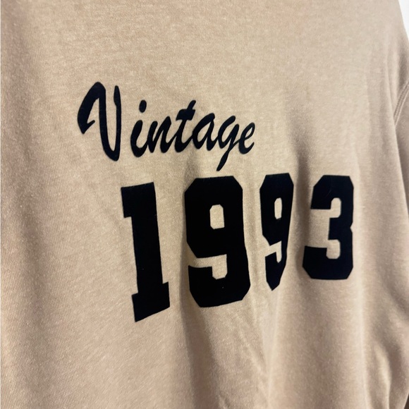 Amazon Essentials Vintage 1993 Tan Crewneck Sweatshirt - Picture 3 of 4